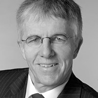 Prof. Dr. Thomas Straubhaar